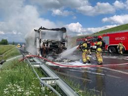 Ciągnik siodłowy płonął na autostradzie A4