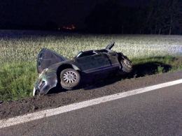 Kierowca chciał ominąć zwierzynę leśną i stracił panowanie nad pojazdem