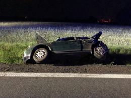Kierowca chciał ominąć zwierzynę leśną i stracił panowanie nad pojazdem