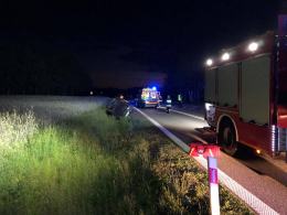 Kierowca chciał ominąć zwierzynę leśną i stracił panowanie nad pojazdem