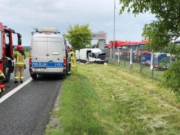 40-letni kierowca ranny po zdarzeniu w Dąbrowie