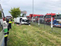 40-letni kierowca ranny po zdarzeniu w Dąbrowie