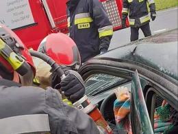 Zderzenie pojazdów w Olszowej. Jedna osoba ranna
