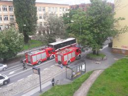 Kolizja pojazdów na ulicy Sienkiewicza w Opolu. Utrudnienia w centrum