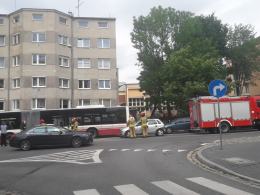 Kolizja pojazdów na ulicy Sienkiewicza w Opolu. Utrudnienia w centrum
