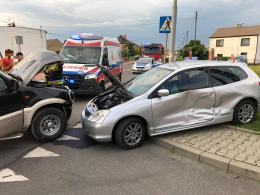 Trzy auta zderzyły się w Przysieczy