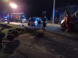Wypadek w Brynicy. Młody mężczyzna pijany i bez uprawnień