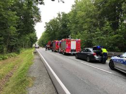 Wypadek na DK 45 w Jełowej. Zadysponowano śmigłowiec LPR