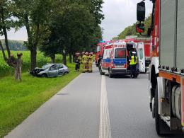 Wypadek na DK 94 przed Strzelcami Opolskimi. Ranna kierująca osobówką