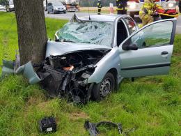 Wypadek na DK 94 przed Strzelcami Opolskimi. Ranna kierująca osobówką