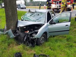 Wypadek na DK 94 przed Strzelcami Opolskimi. Ranna kierująca osobówką