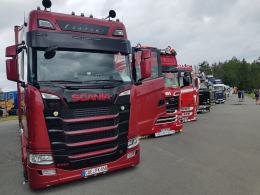 Najpiękniejsze ciężarówki zjechały do Polskiej Nowej Wsi. Rozpoczął się Master Truck