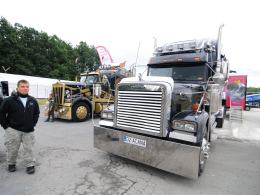Najpiękniejsze ciężarówki zjechały do Polskiej Nowej Wsi. Rozpoczął się Master Truck