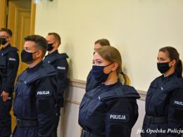 21 nowych policjantów ślubowało na sztandar