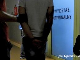 Szczegóły napadu na bank w Opolu-Czarnowąsach. Mężczyzna chciał spłacić długi
