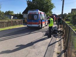 Zderzenie motocykla z busem w Chmielowicach. Dwie osoby w szpitalu