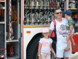 Piknik przy Miasteczku Strażackim zgromadził młodych fanów straży pożarnej