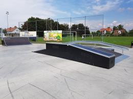 W Dąbrowie otwarto rolkowisko i skatepark