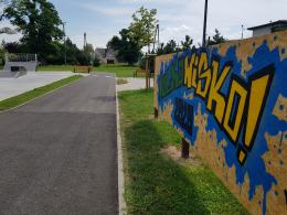 W Dąbrowie otwarto rolkowisko i skatepark