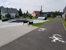 W Dąbrowie otwarto rolkowisko i skatepark