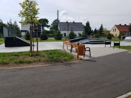 W Dąbrowie otwarto rolkowisko i skatepark