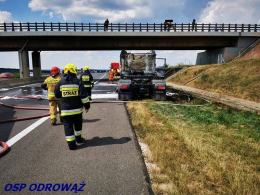 Na A4 spłonął samochód ciężarowy. Dym widoczny z kilkudziesięciu kilometrów