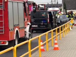 Zderzenie dwóch samochodów w Źlinicach. 4 osoby ranne