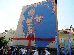 Mural Anny Jantar oficjalnie odsłonięty. W uroczystościach uczestniczyła Natalia Kukulska