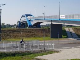 Przeprawa pieszo-rowerowa przez Kanał Ulgi otwarta!