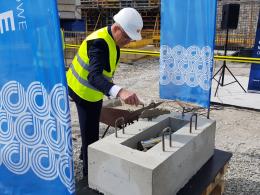 Uroczyście wmurowano kamień węgielny pod budowę Centrum Usług Publicznych w Opolu