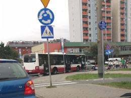 86-latka potrącona na przejściu dla pieszych przez autobus MZK