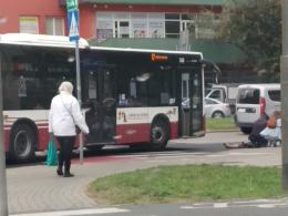 86-latka potrącona na przejściu dla pieszych przez autobus MZK