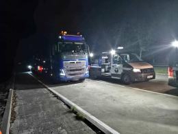 Udaremniony nocny przejazd gabarytowy bez zezwolenia