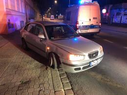 Wsiadła za kierownicę pod wpływem alkoholu. Jazdę zakończyła szybko