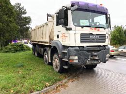 Zderzenie ciężarówki i Skody na Alei Przyjaźni w Opolu