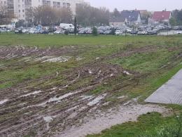 Tak wygląda zielony teren po wizycie cyrku