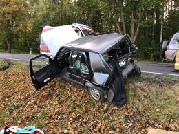 Zderzenie 3 samochodów na trasie Borkowice - Skarbiszów