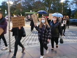 Ulice Opola "zajęte" w proteście. Strajk Kobiet nie odpuszcza