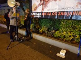 Obrońcy życia odmawiali różaniec pod Szpitalem Ginekologicznym w Opolu