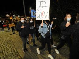 Tłumy protestujących w centrum Opola. "Solidarność nasza bronią"