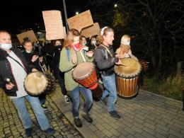 Tłumy protestujących w centrum Opola. "Solidarność nasza bronią"