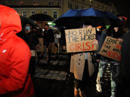 Jedni pojechali do Warszawy, inni protestują na ulicach miast. Kolejny dzień protestów w Opolu