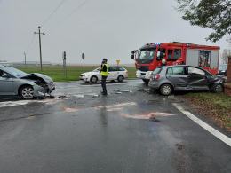 Zderzenie dwóch pojazdów na DK45 w Mechnicy