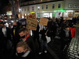 Kolejny dzień protestów w Opolu. Posypały się mandaty i pouczenia
