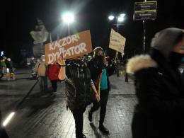 Kolejny dzień protestów w Opolu. Posypały się mandaty i pouczenia