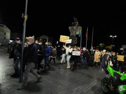 Kolejny dzień protestów w Opolu. Posypały się mandaty i pouczenia