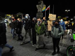 Kolejny dzień protestów w Opolu. Posypały się mandaty i pouczenia