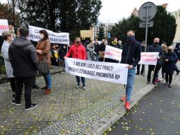 Protest branży gastronomicznej. "Czarna polewka dla rządu RP'.