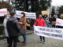Protest branży gastronomicznej. "Czarna polewka dla rządu RP'.
