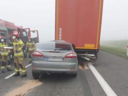 Zderzenie samochodu ciężarowego z osobowym na opolskim odcinku A4